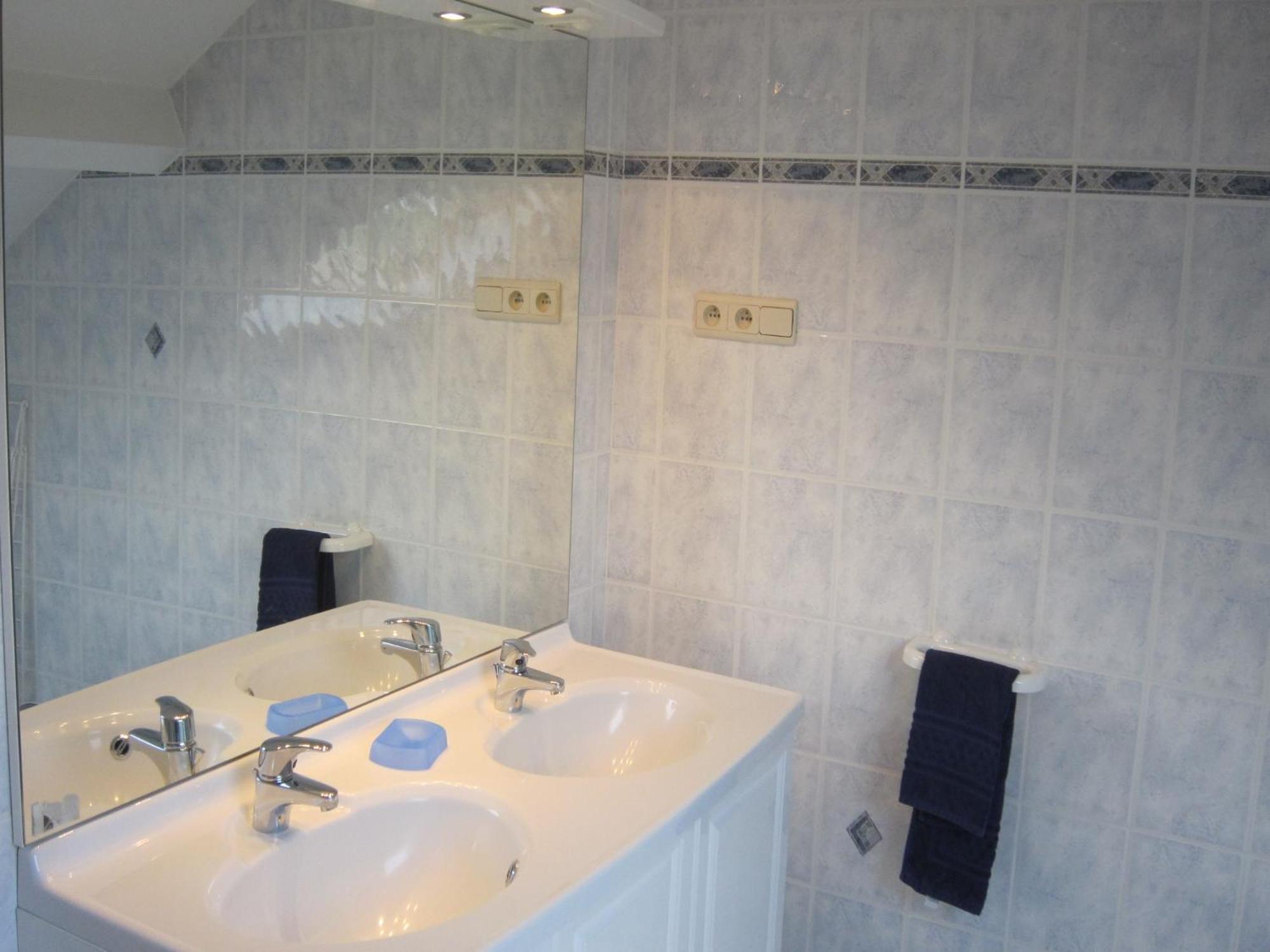 Contemporary Holiday Home In Houffalize With Private Garden Екстериор снимка